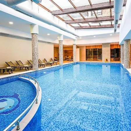 2 Bed 2 Bath, 4 Min Walk To Slope, Predela2, * בנסקו