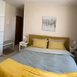 2 Bed 2 Bath, 4 Min Walk To Slope, Predela2, شقة *