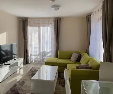 Διαμέρισμα 2 Bed 2 Bath, 4 Min Walk To Slope, Predela2,
