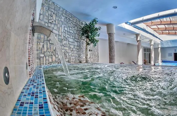 2 Bed 2 Bath, 4 Min Walk To Slope, Predela2, * バンスコ