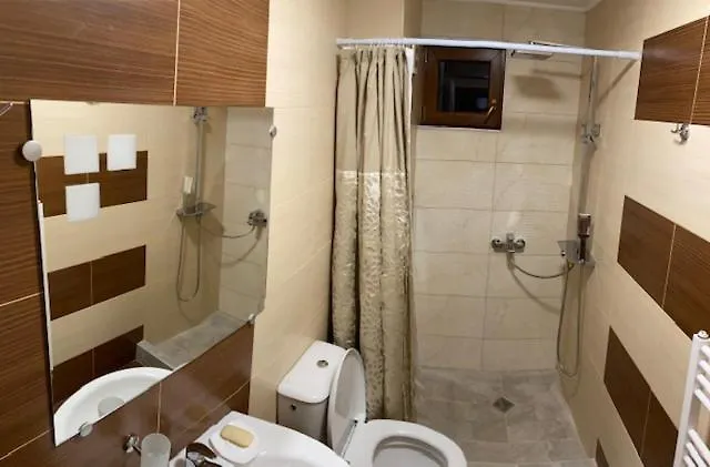 2 Bed 2 Bath, 4 Min Walk To Slope, Predela2, アパート